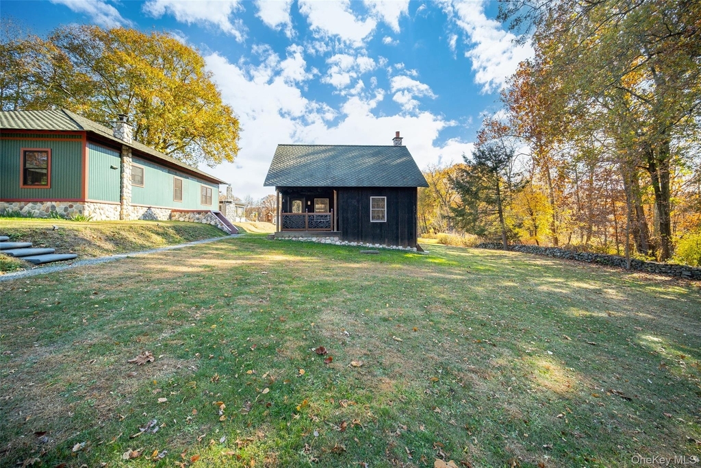35 Clara Avenue - Photo 1