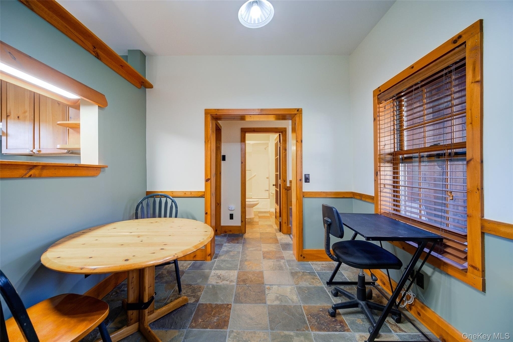 35 Clara Avenue - Photo 17