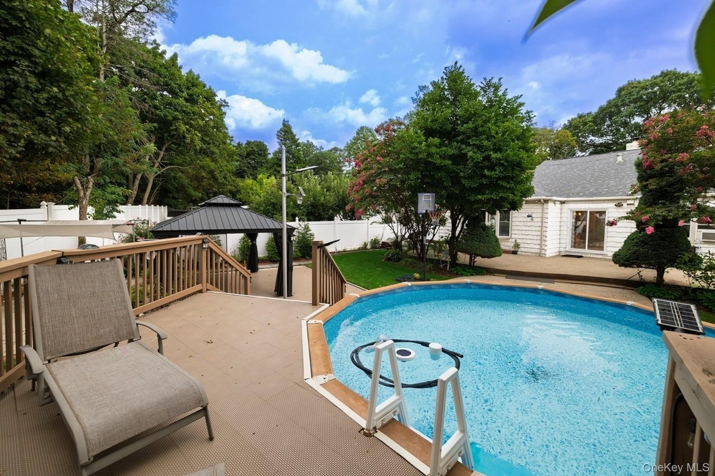 791 Cornwell Avenue - Photo 18