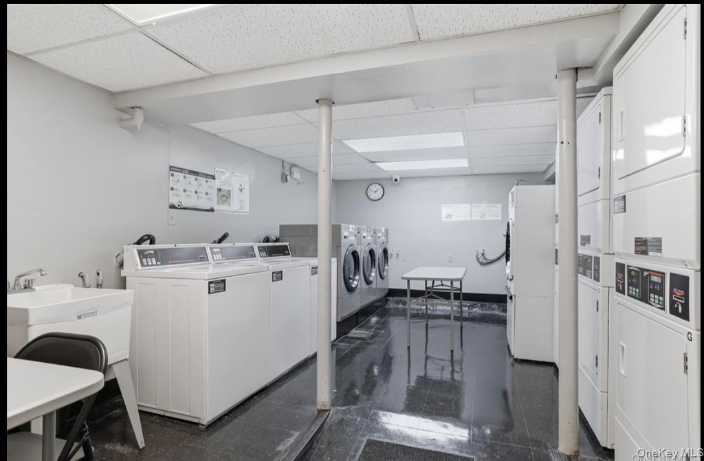 324 Post Avenue - Photo 1