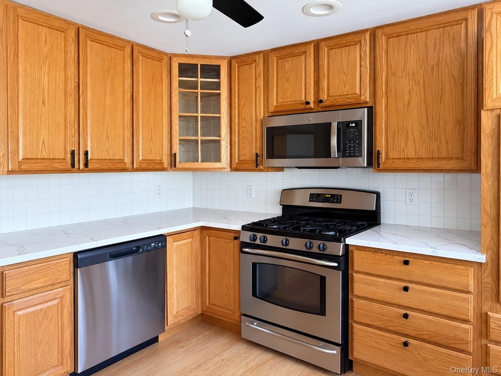 420 Fifth Avenue - Photo 5