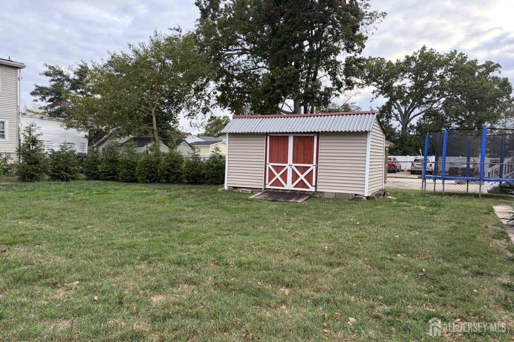 301 Penfield Place - Photo 3