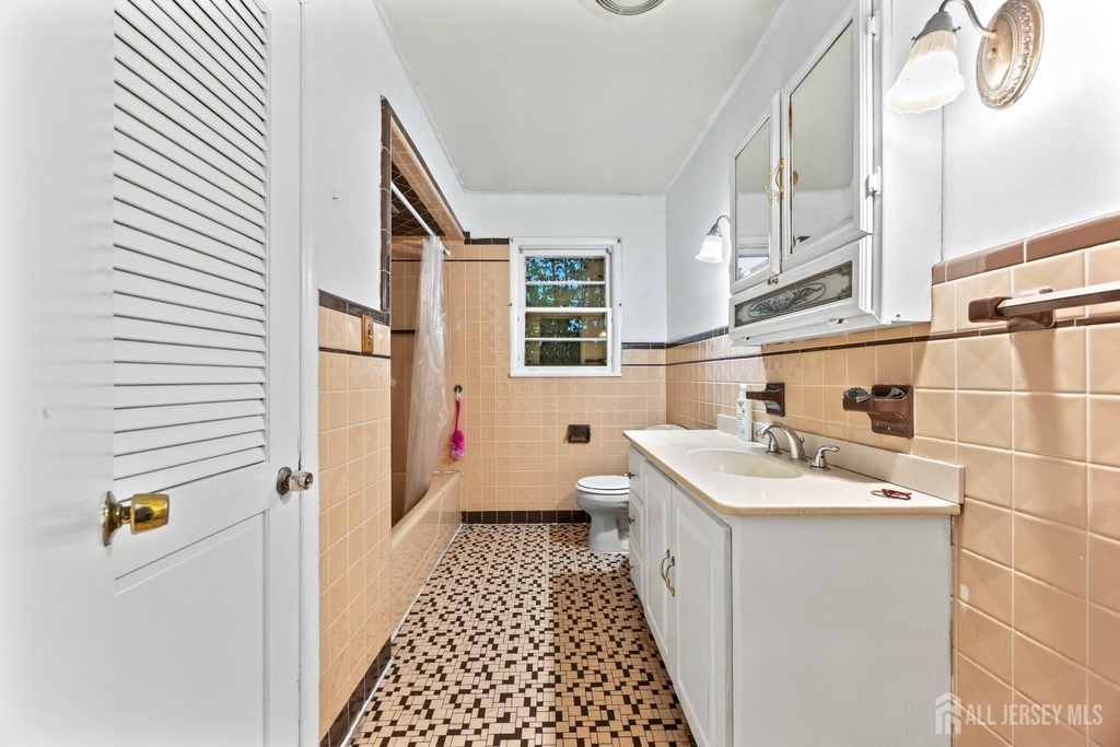 367 College Drive - Photo 8