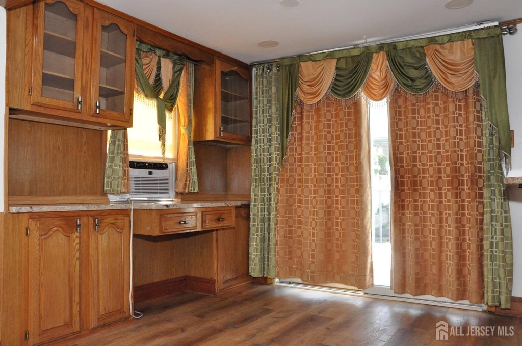 9 Florence Street - Photo 29