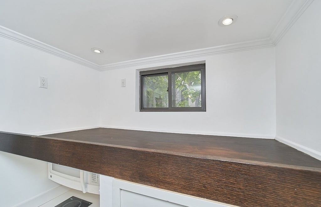 102 Greenwich Avenue - Photo 2