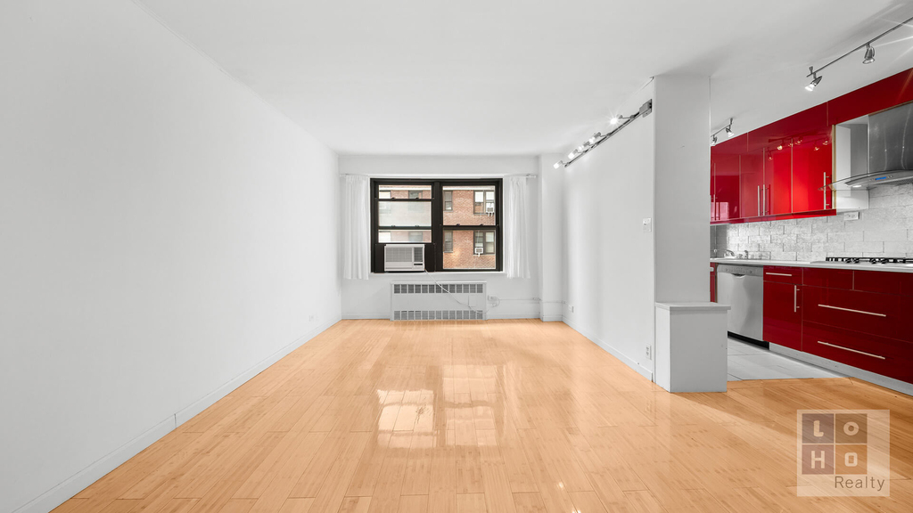 415 Grand Street - Photo 2