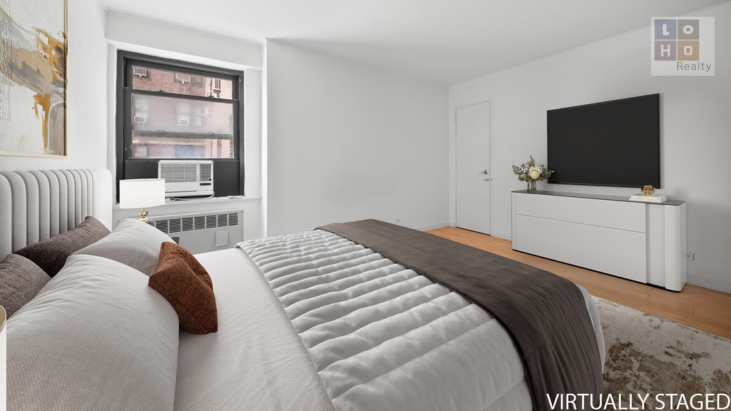 415 Grand Street - Photo 14