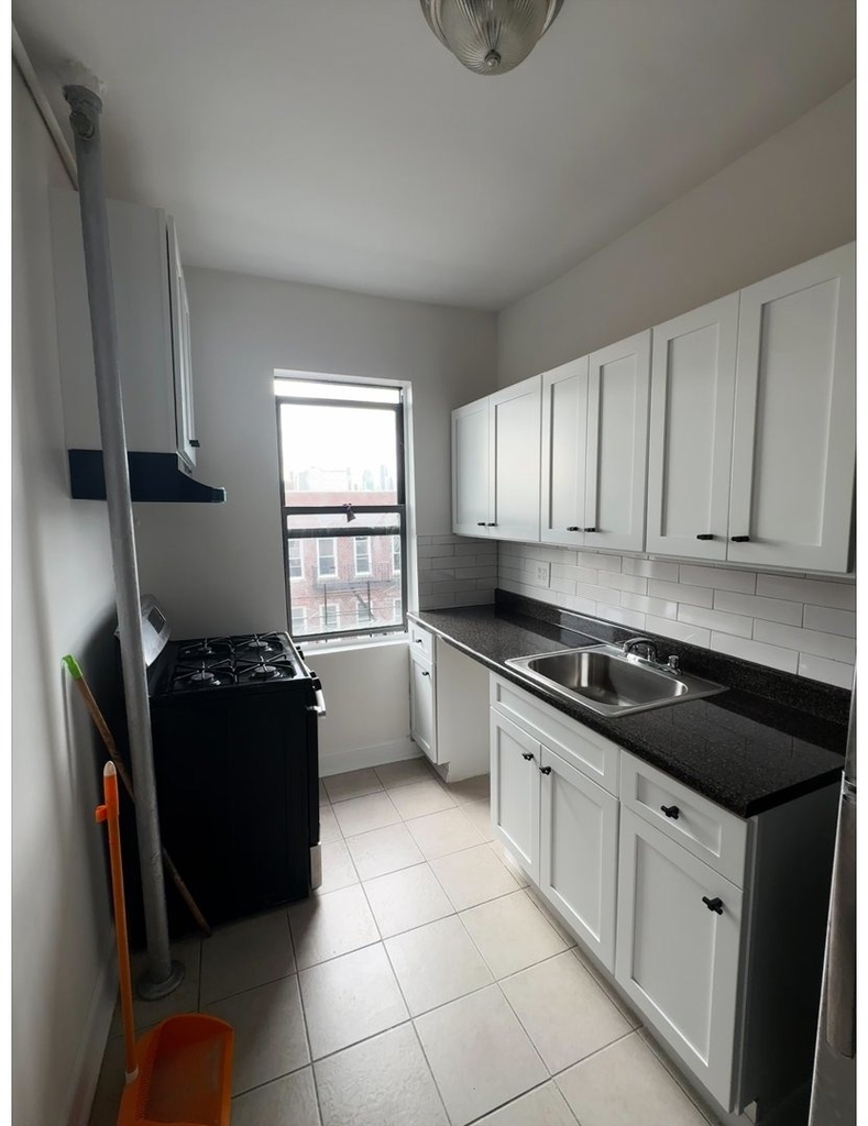 37-26 65th Street - Photo 2