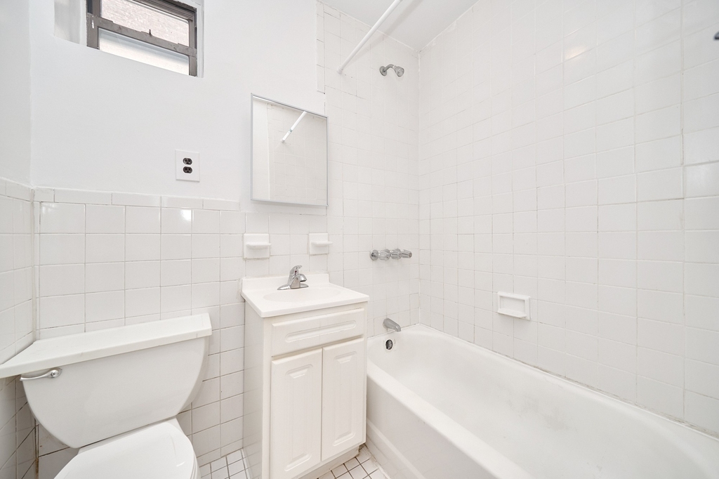369 W 35th Street - Photo 13