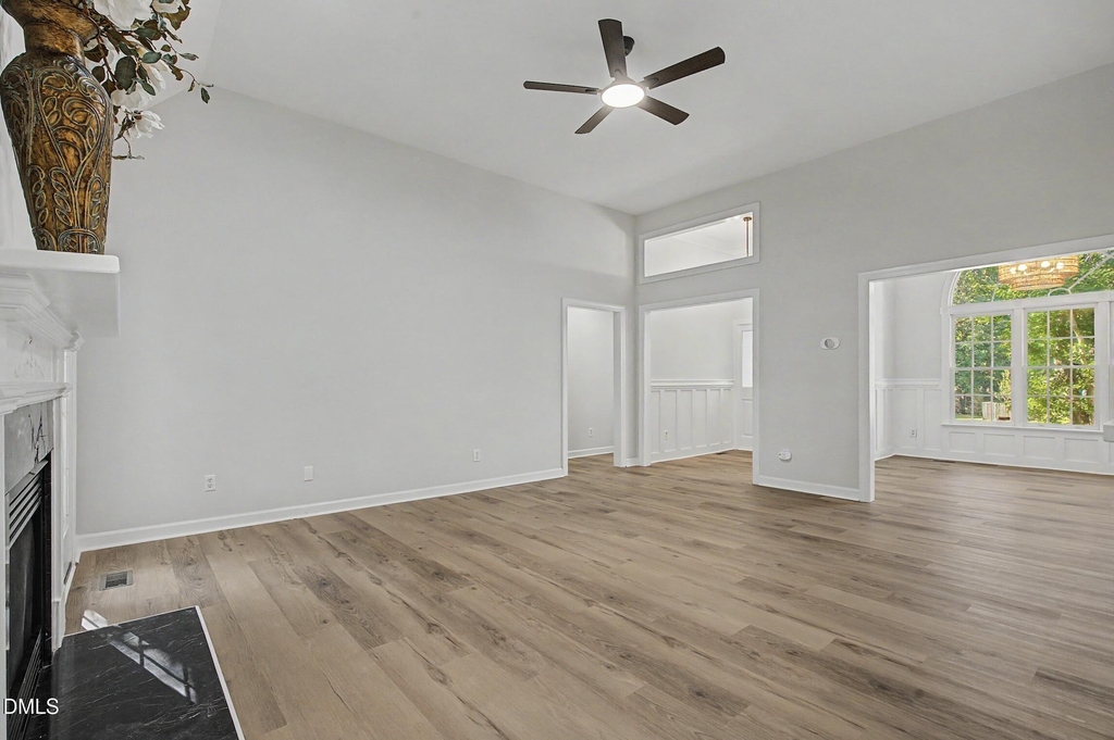 208 Hickory Glen Lane - Photo 15