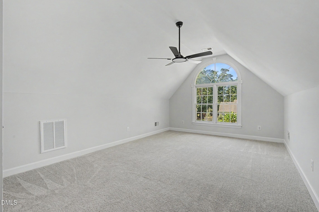 208 Hickory Glen Lane - Photo 34