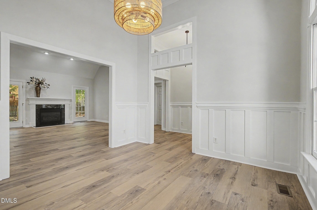 208 Hickory Glen Lane - Photo 17