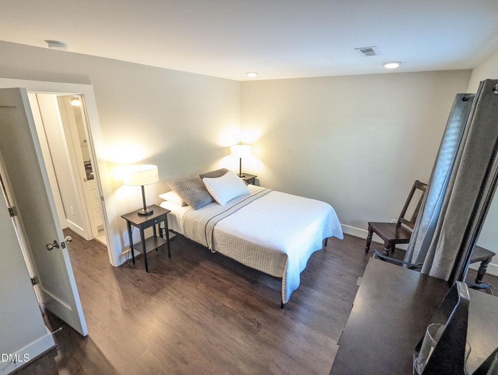 144 E Tryon Street - Photo 8