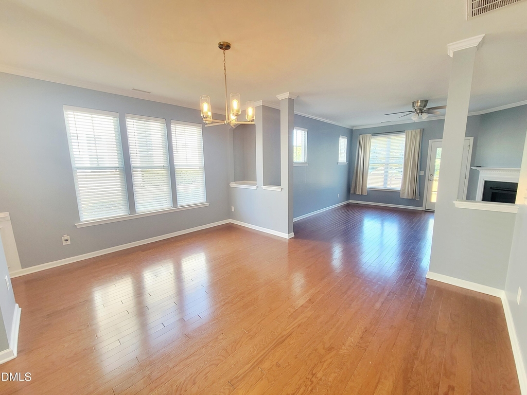 2952 Casona Way - Photo 5