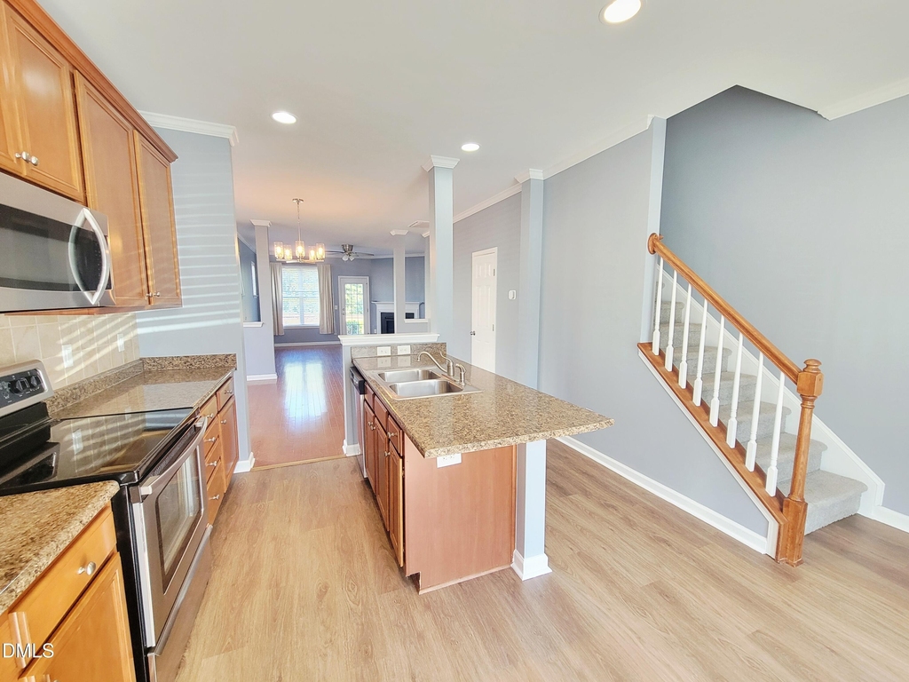 2952 Casona Way - Photo 12
