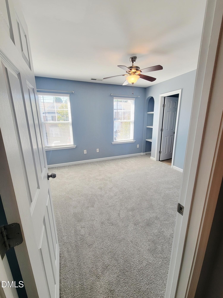 2952 Casona Way - Photo 33