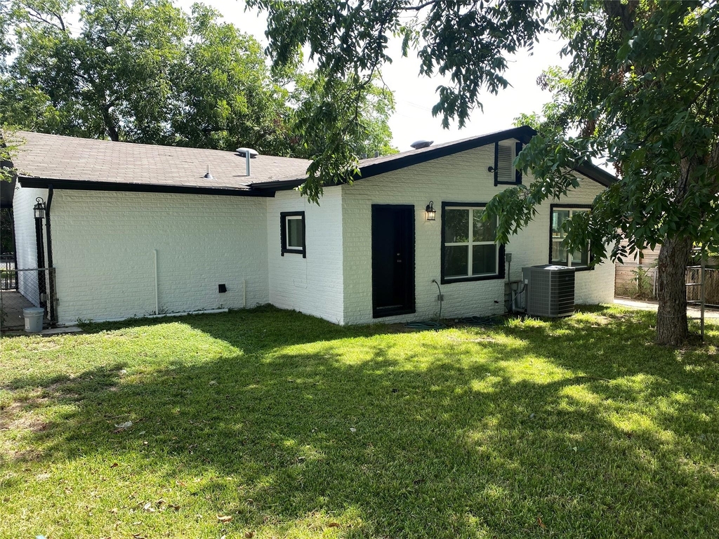 1909 Frazier Ave - Photo 13