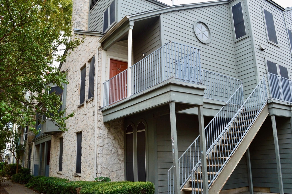 2529 Rio Grande St - Photo 12