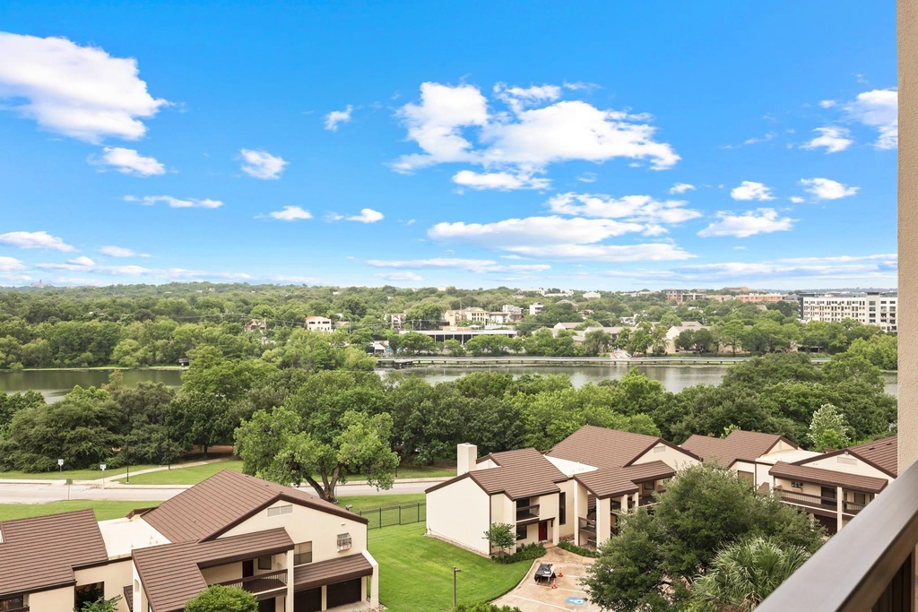 40 N Interstate 35 Highway - Photo 1