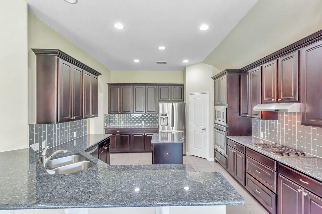 101 Dasher Dr - Photo 6