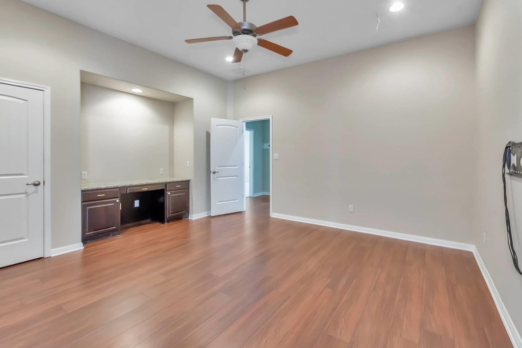 101 Dasher Dr - Photo 13