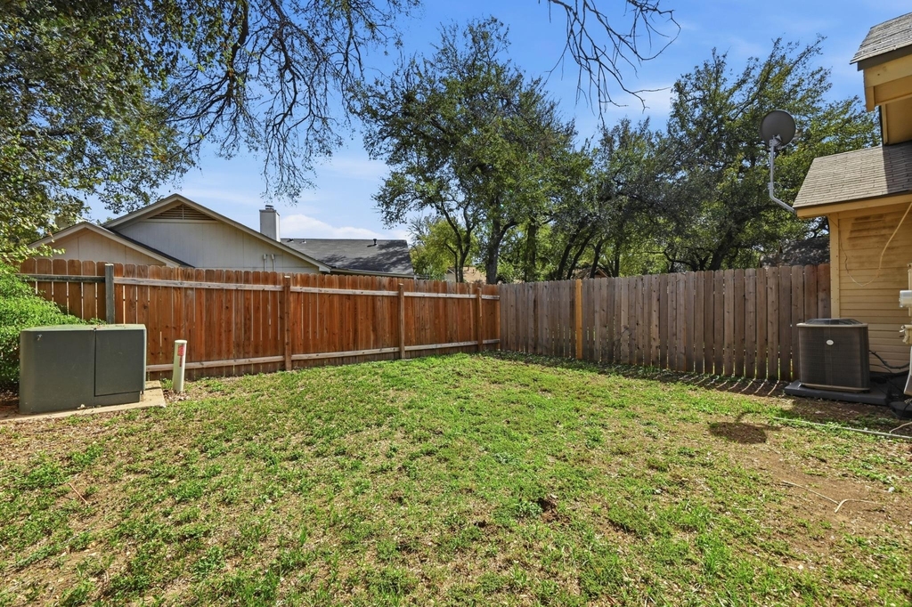 2608 Garrettson Dr - Photo 17
