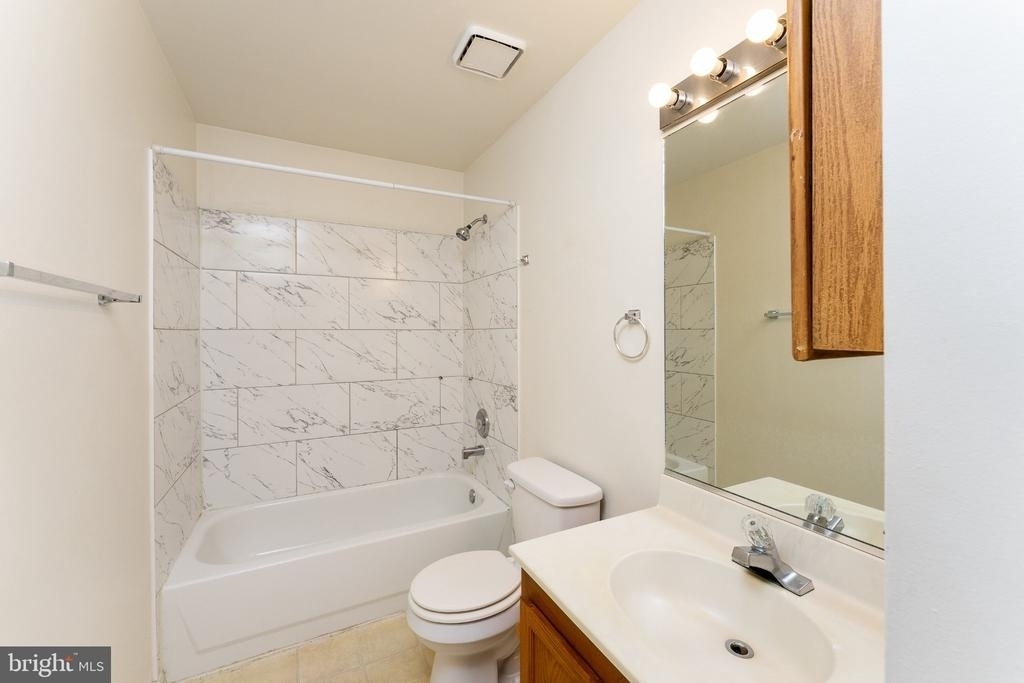 15130 Jarrell Place - Photo 12
