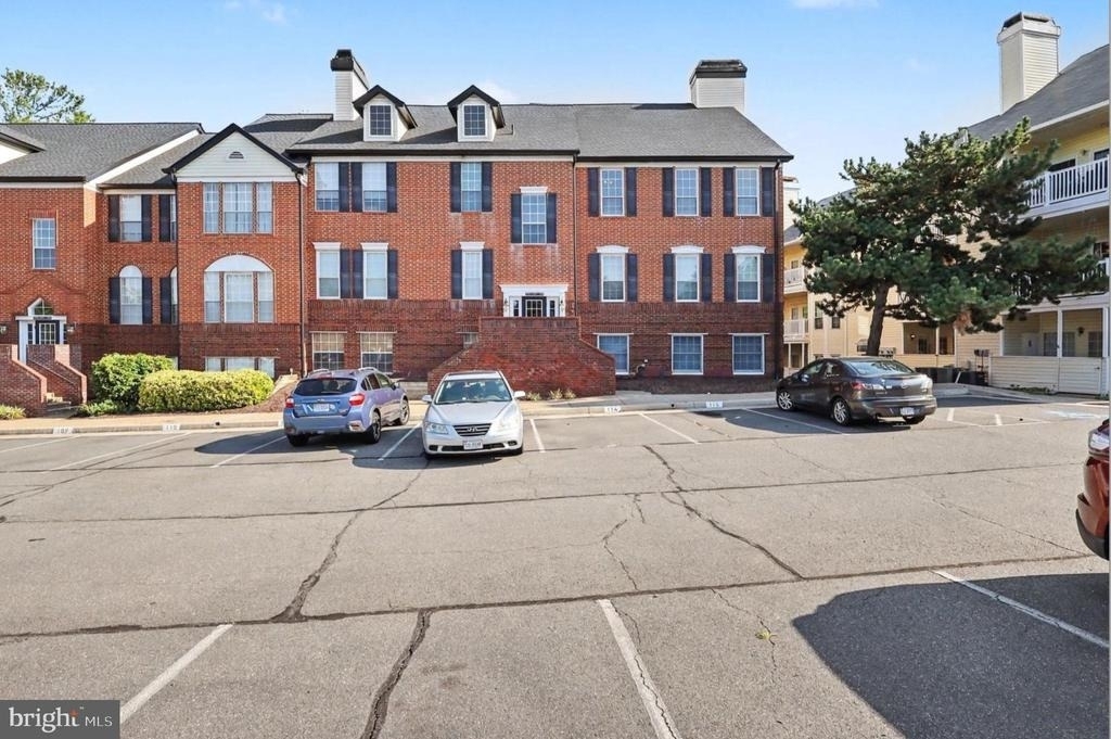 676 Gateway Drive Se - Photo 1