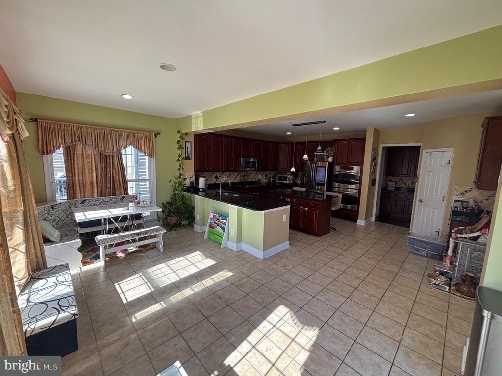 42815 Ravenglass Drive - Photo 11