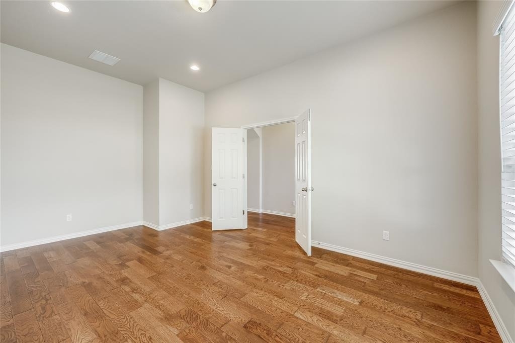 931 Catalina Ln - Photo 16