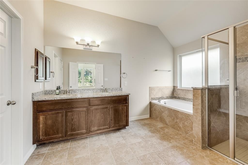 931 Catalina Ln - Photo 18