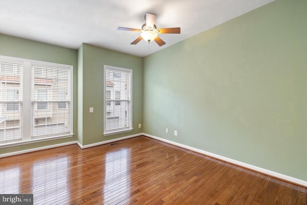 5106 Village Fountain Place - Photo 6
