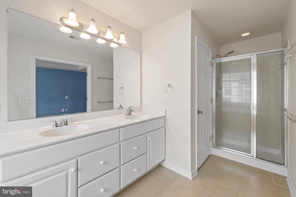 5106 Village Fountain Place - Photo 16