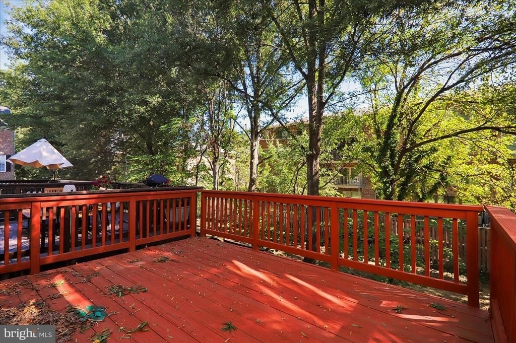 8515 Towne Manor Court - Photo 16
