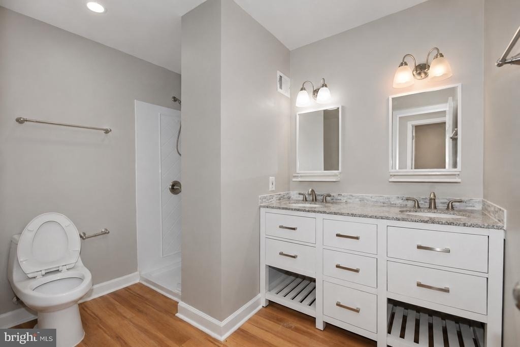 6611 Rosecroft Place - Photo 27
