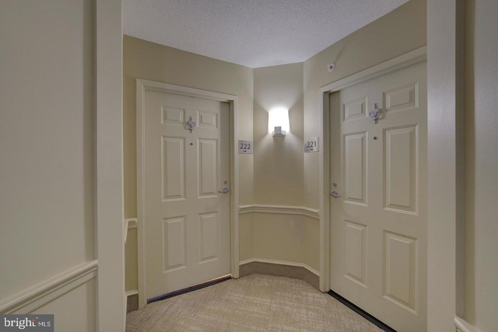11800 Sunset Hills Road - Photo 3