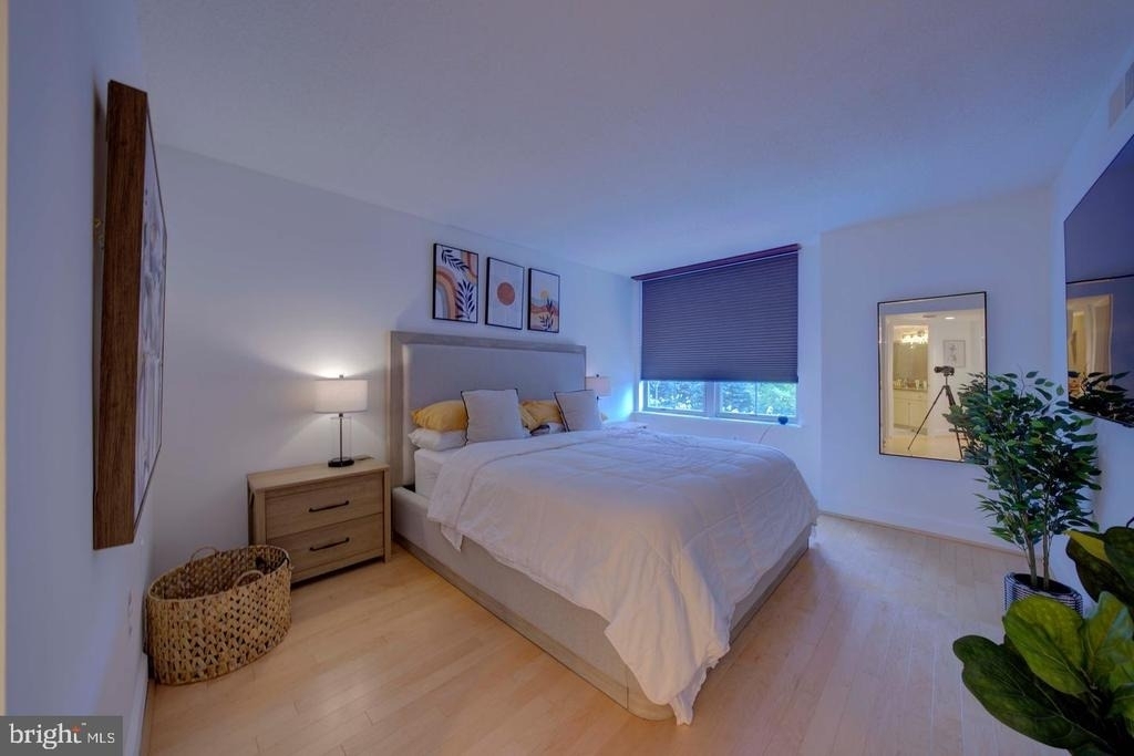 11800 Sunset Hills Road - Photo 32