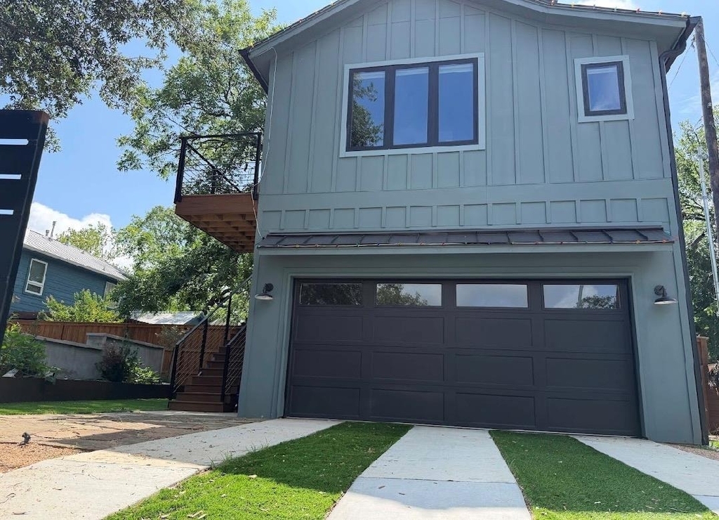 1917 W 37th St - Photo 9