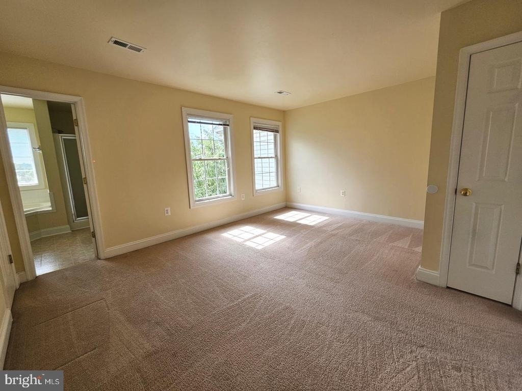 887 Persimmon Place - Photo 11