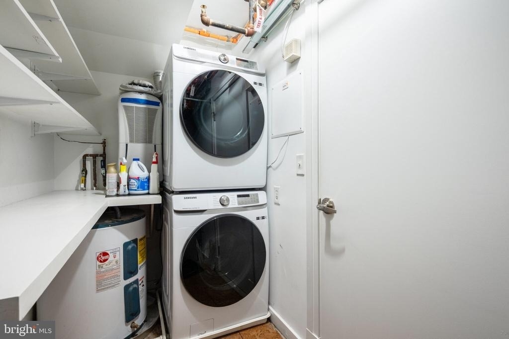 1210 Queen Street - Photo 34