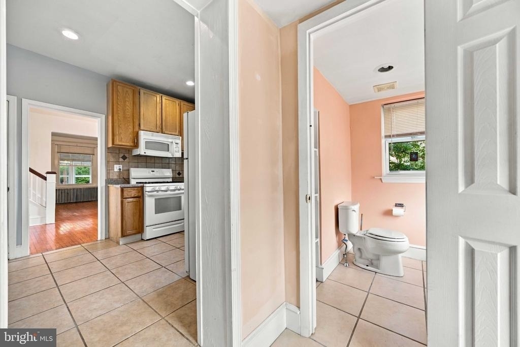 238 Osborne Street - Photo 8