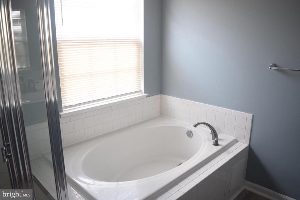 326 Larose Drive - Photo 10