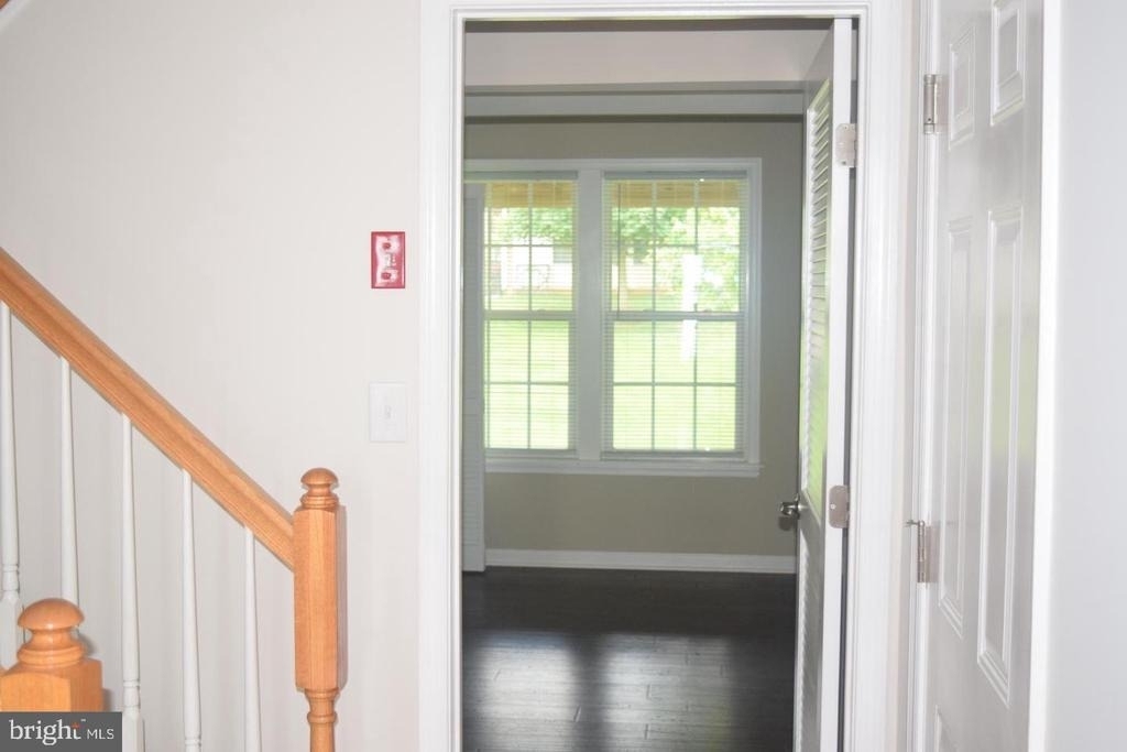 226 Bardel Drive - Photo 2