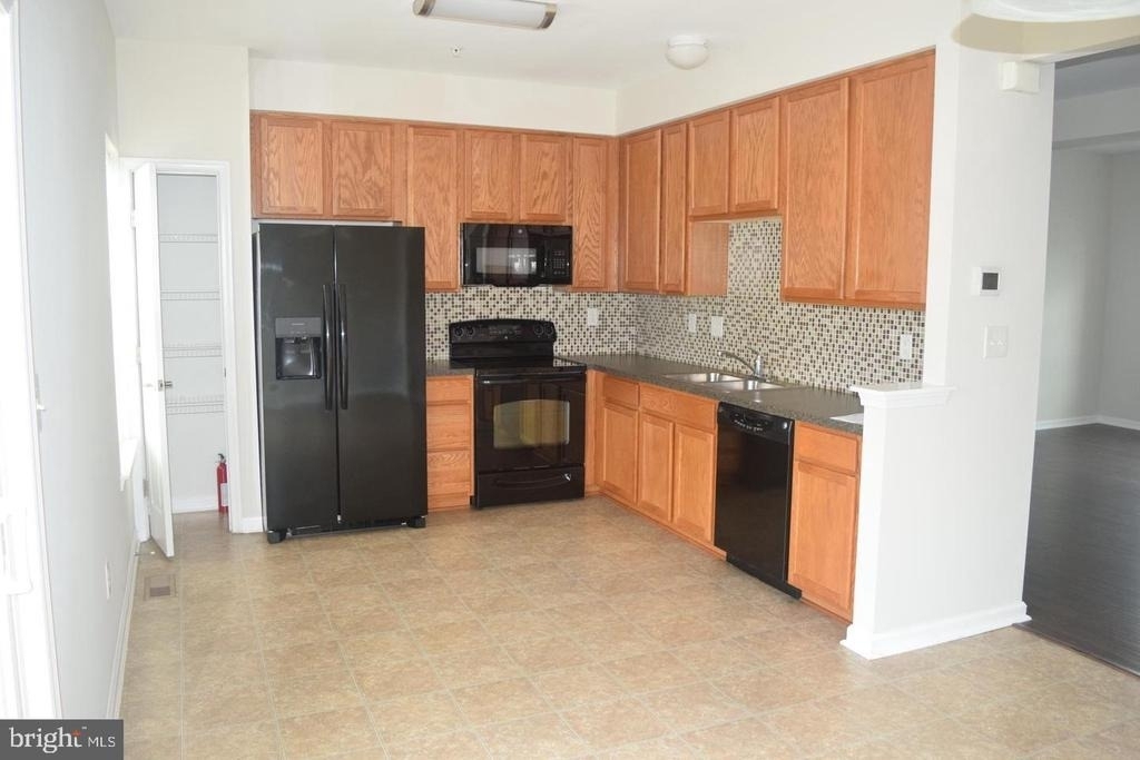 226 Bardel Drive - Photo 9