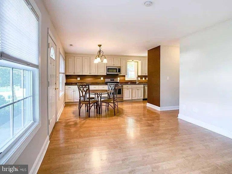 225 Allendale Drive - Photo 8