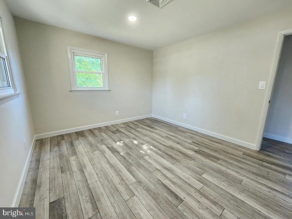 27 Weyburne Road - Photo 14