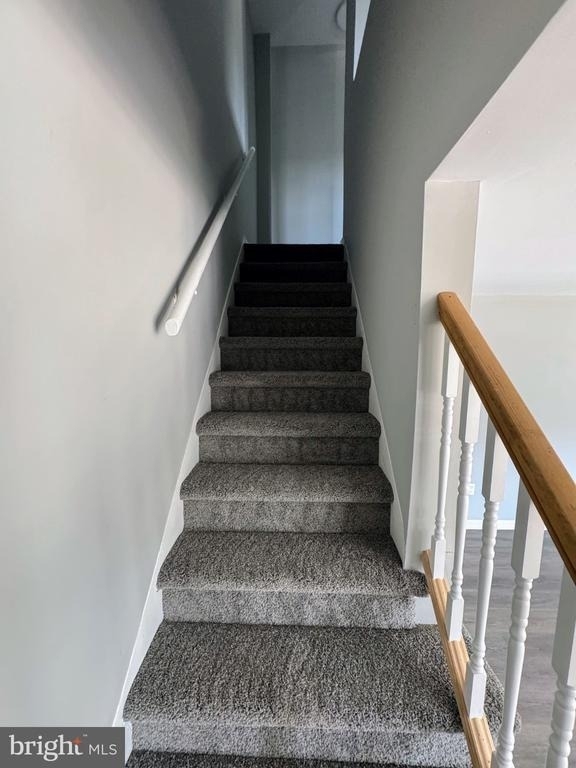 1015 Alcyon Drive - Photo 14