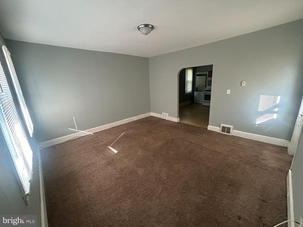 143 Lafayette Street - Photo 1