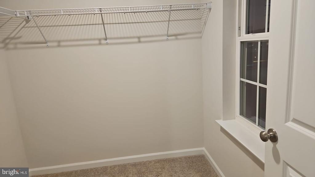 8 Elliot Lane - Photo 18