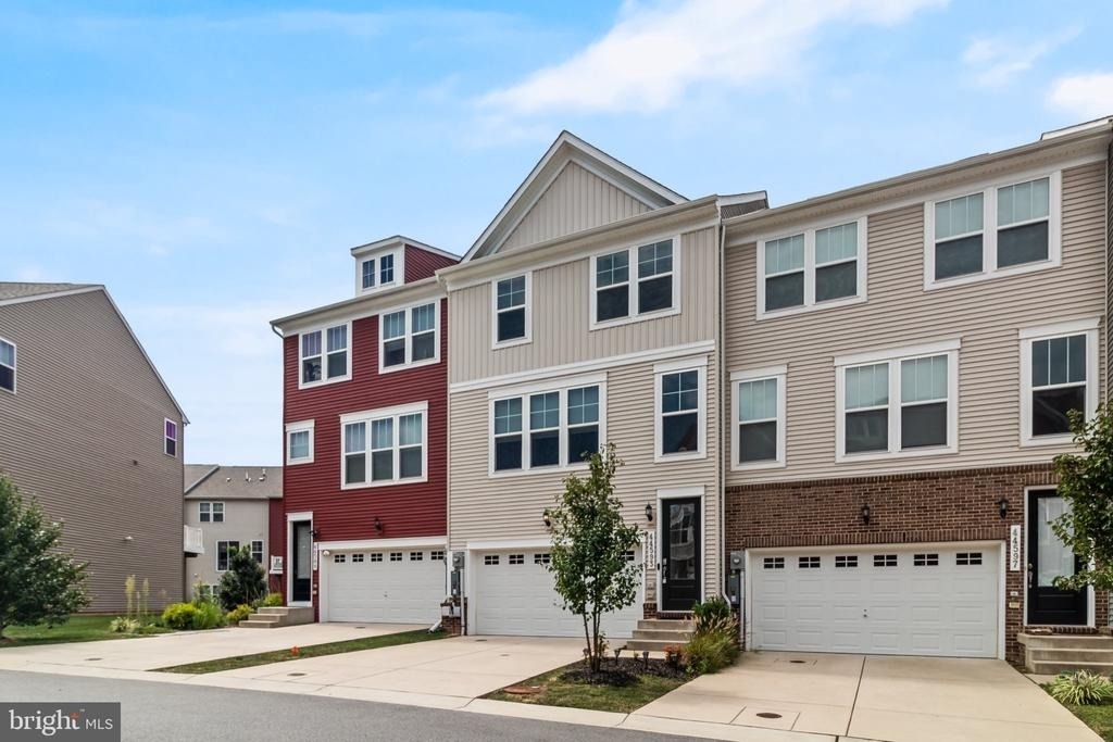 44593 Nolani Way - Photo 1
